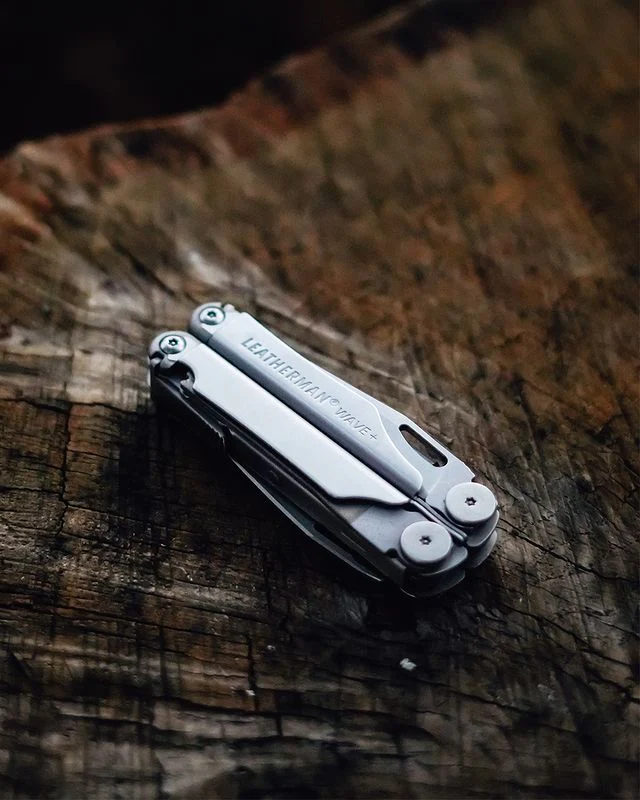 LEATHERMAN - WAVE + | 18 PIECE MULTI TOOL | STAINLESS W/ NYLON BUTTON SHEATH