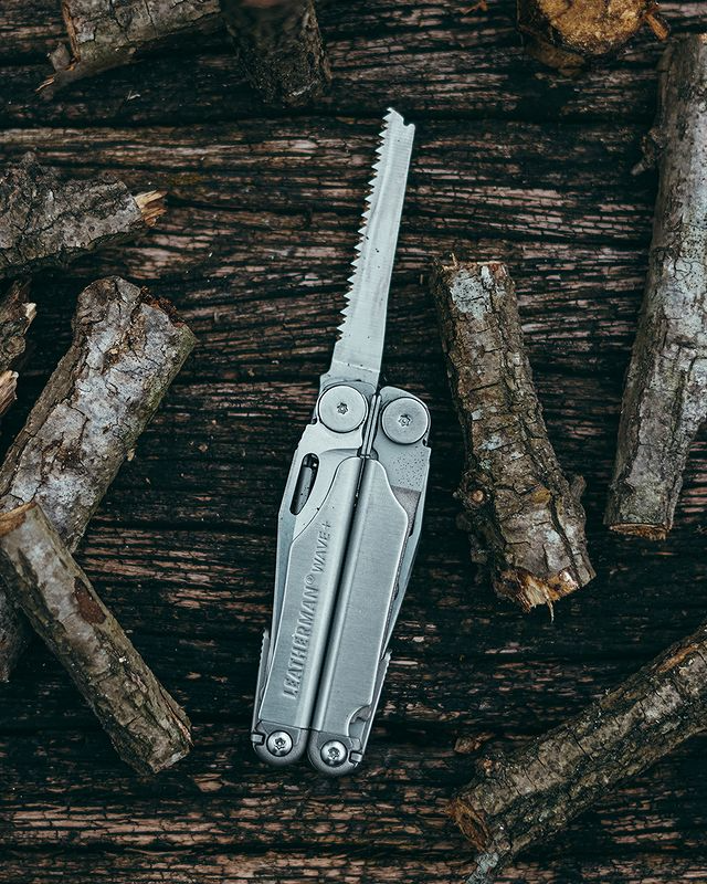 LEATHERMAN - WAVE + | 18 PIECE MULTI TOOL | STAINLESS W/ NYLON BUTTON SHEATH