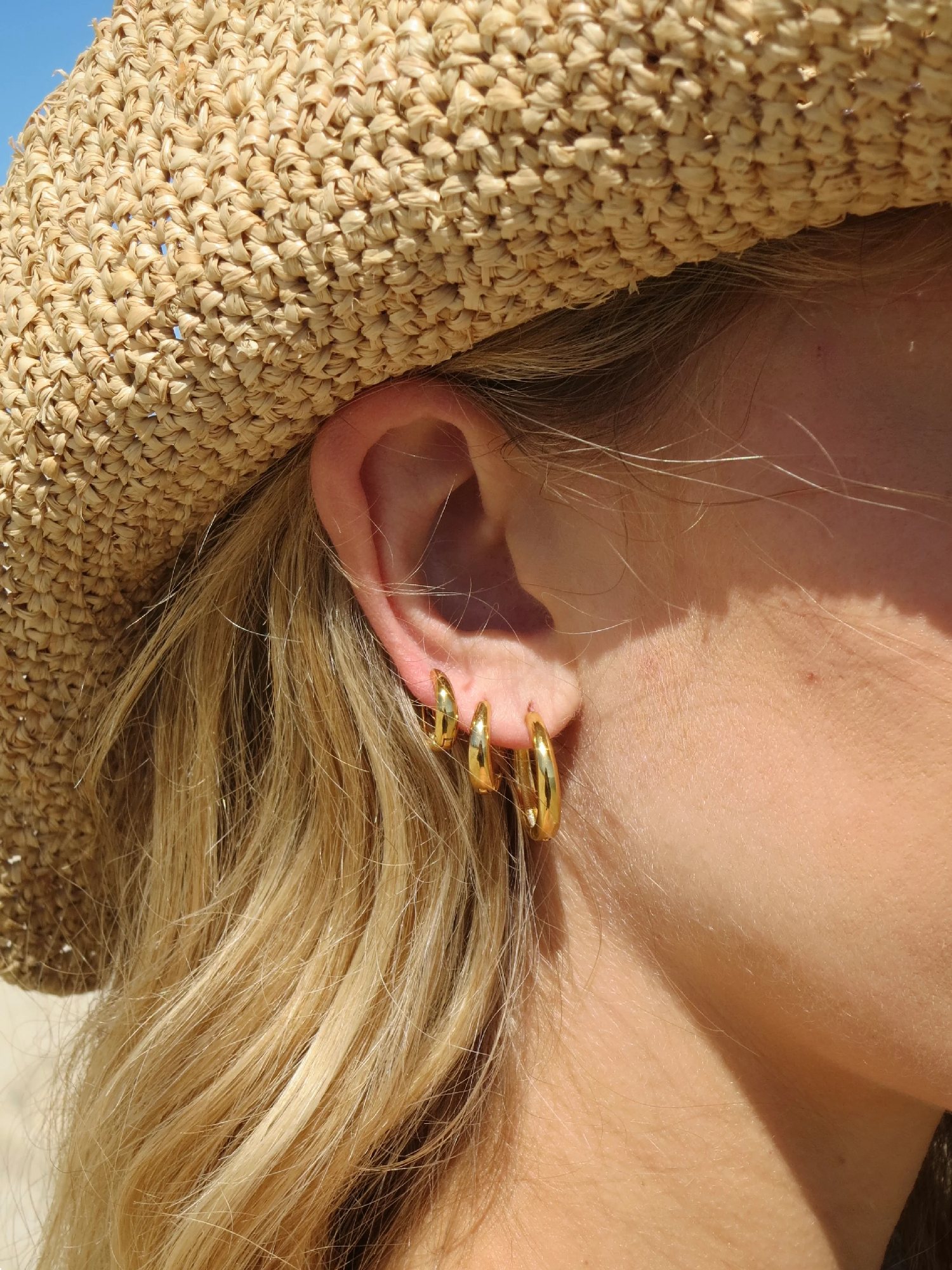 MTL - ISLAND GLOW | HOOPS IN 18K GOLD | SMALL