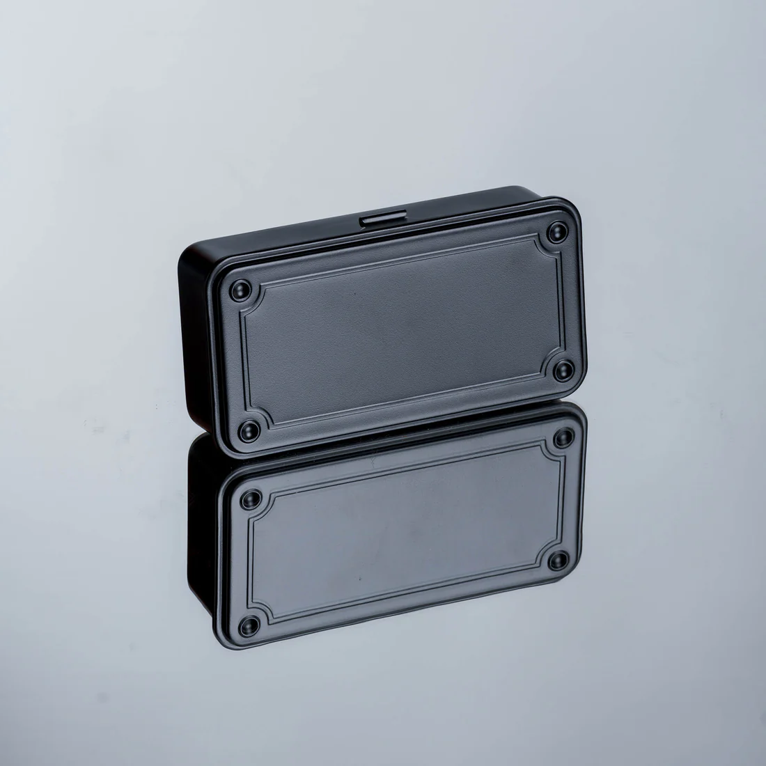 TOYO STEEL - TRUNK SHAPE TOOLBOX | T-190 | BLACK