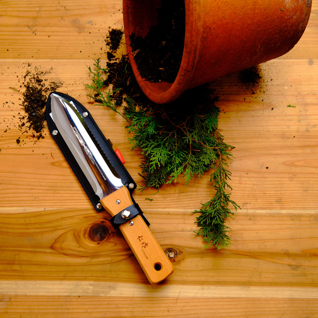JAPANESE TOOLS - HORI HORI | JAPANESE STAINLESS STEEL WEEDING KNIFE
