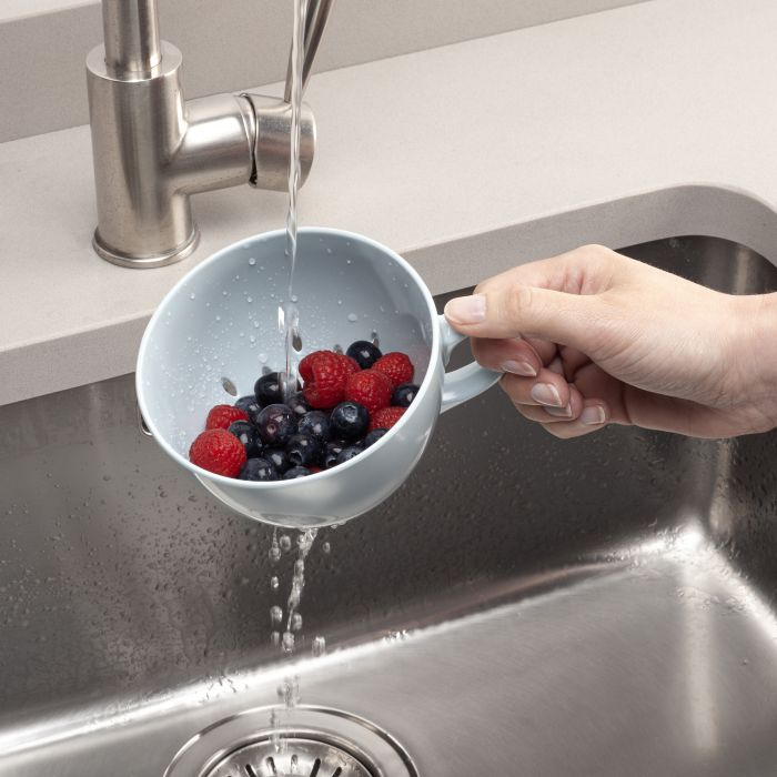 ZEAL - KEEP IT HANDY BERRY COLANDER | BLUE 14X11.6X8.2CM