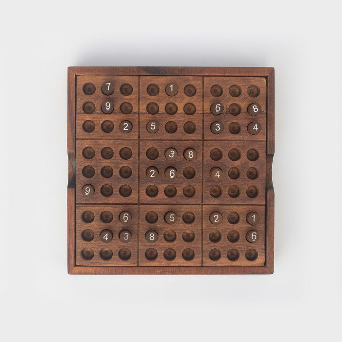 LUCKIES | IRON & GLORY - SUDOKU