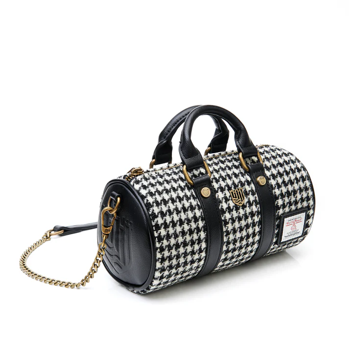 ISLANDER - THE MINI DUFFEL BAG | BLACK & WHITE DOGTOOTH