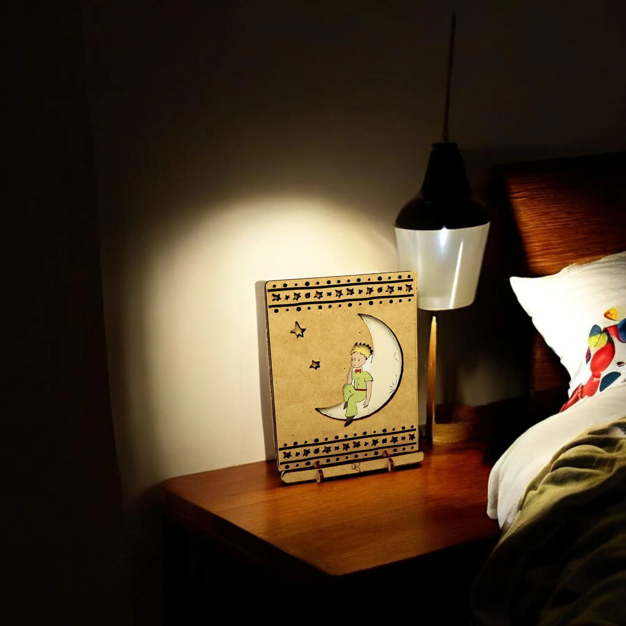 KOMONI - LE PETIT PRINCE ON THE MOON POP-UP ART