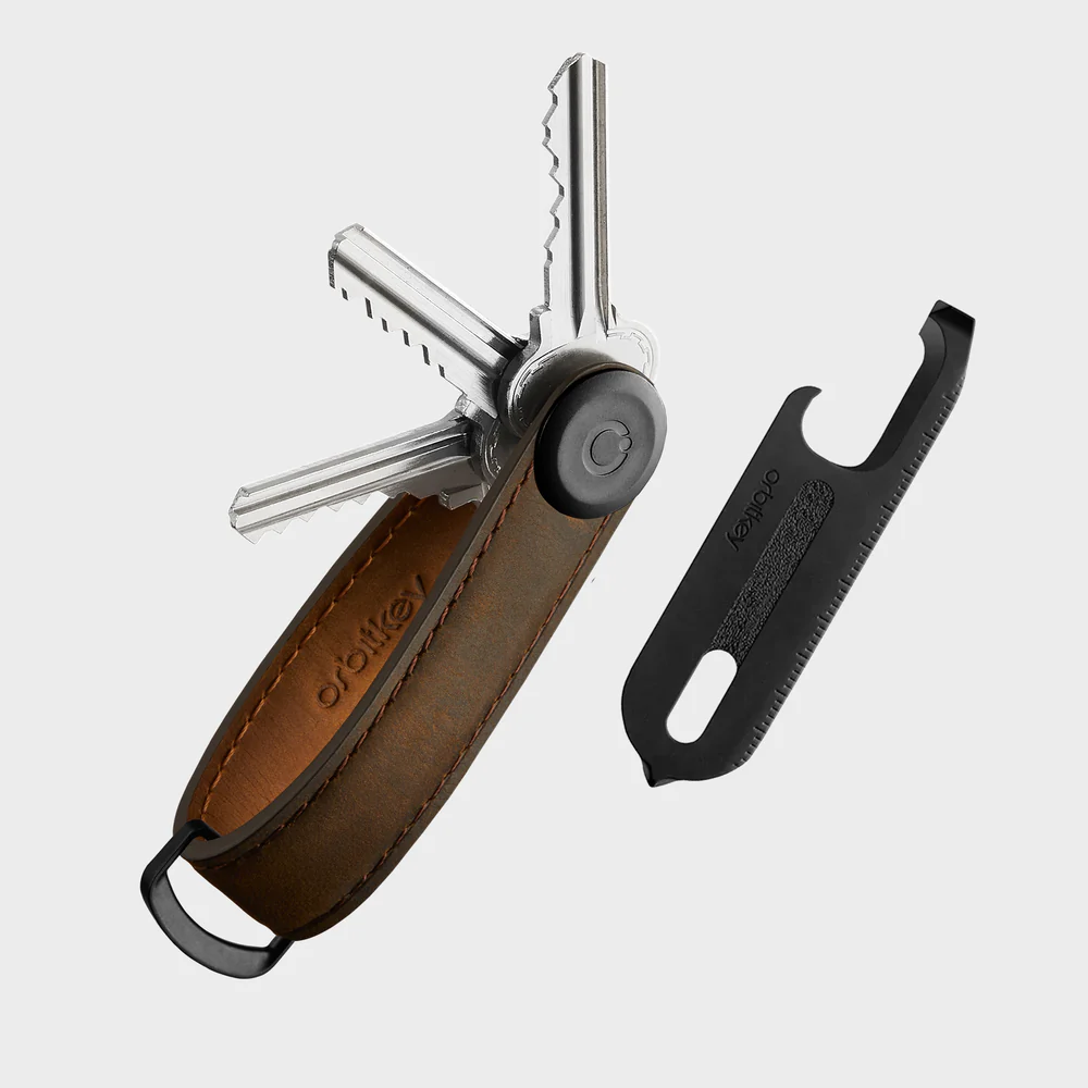 ORBITKEY - KEY ORGANISER CRAZY HORSE + MULTI-TOOL V2 SET | OAK BROWN