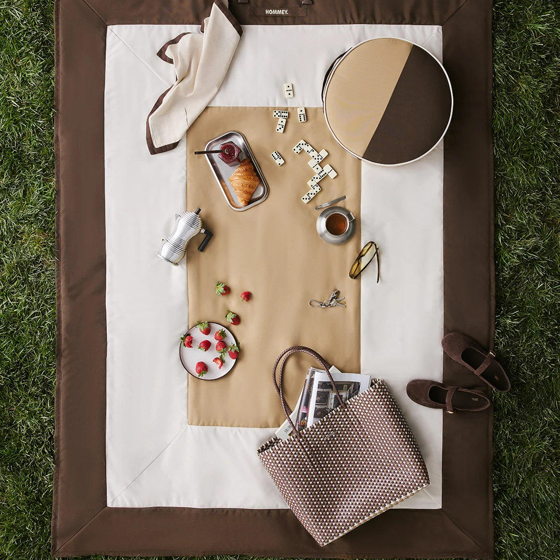 Hommey's Outdoor Range Has Landed: Cushions, Picnic Rugs and Tote Bags
