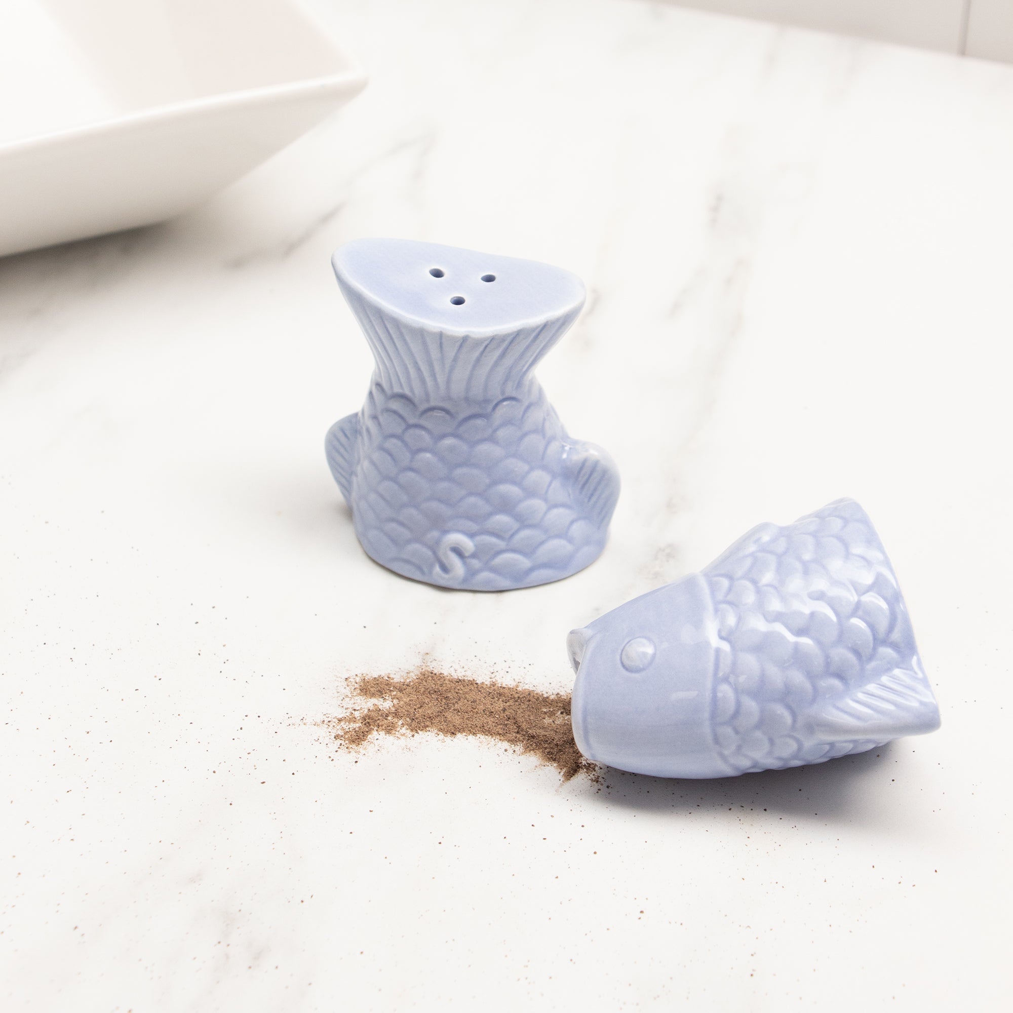 Helio Ferretti Pisces fish salt and pepper shakers