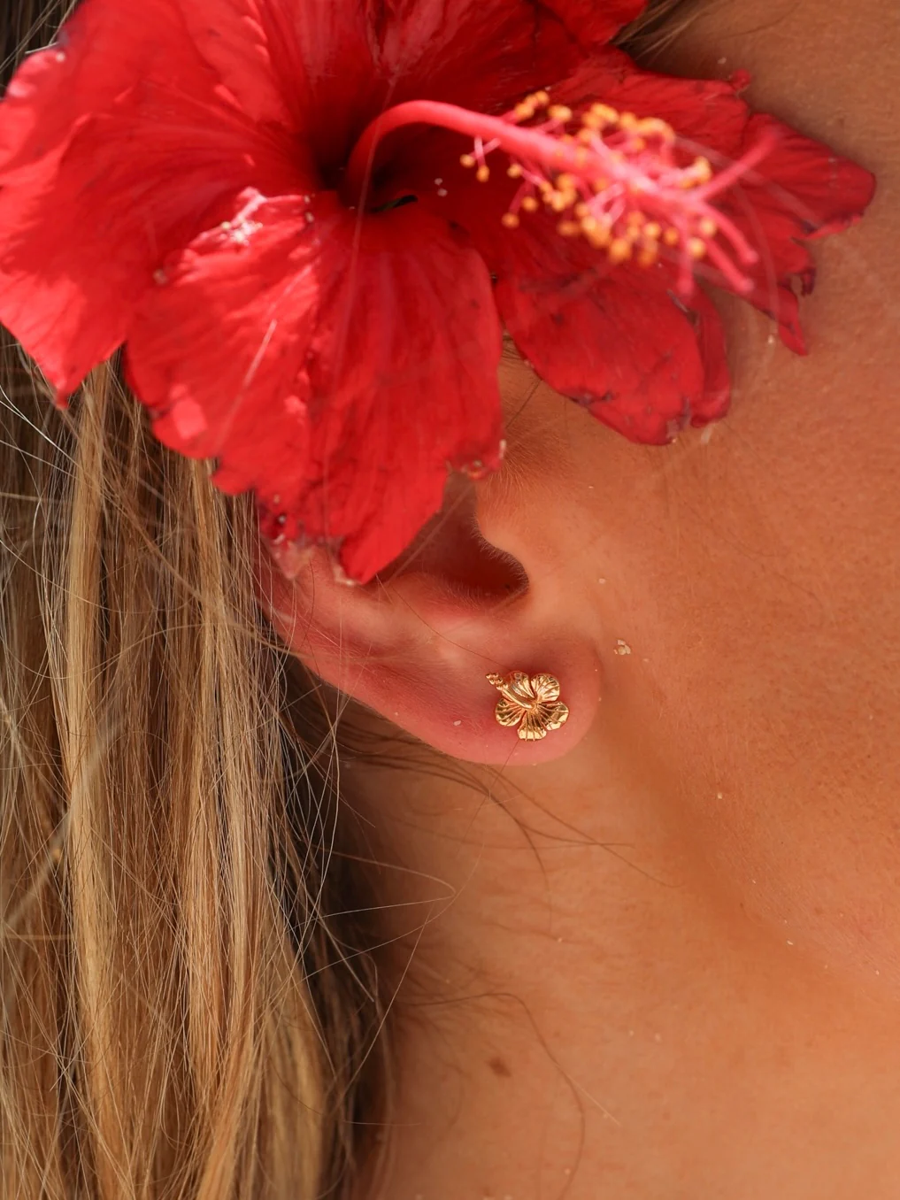 MTL - HIBISCUS STUDS 18K GOLD VERMEIL