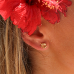MTL - HIBISCUS STUDS 18K GOLD VERMEIL