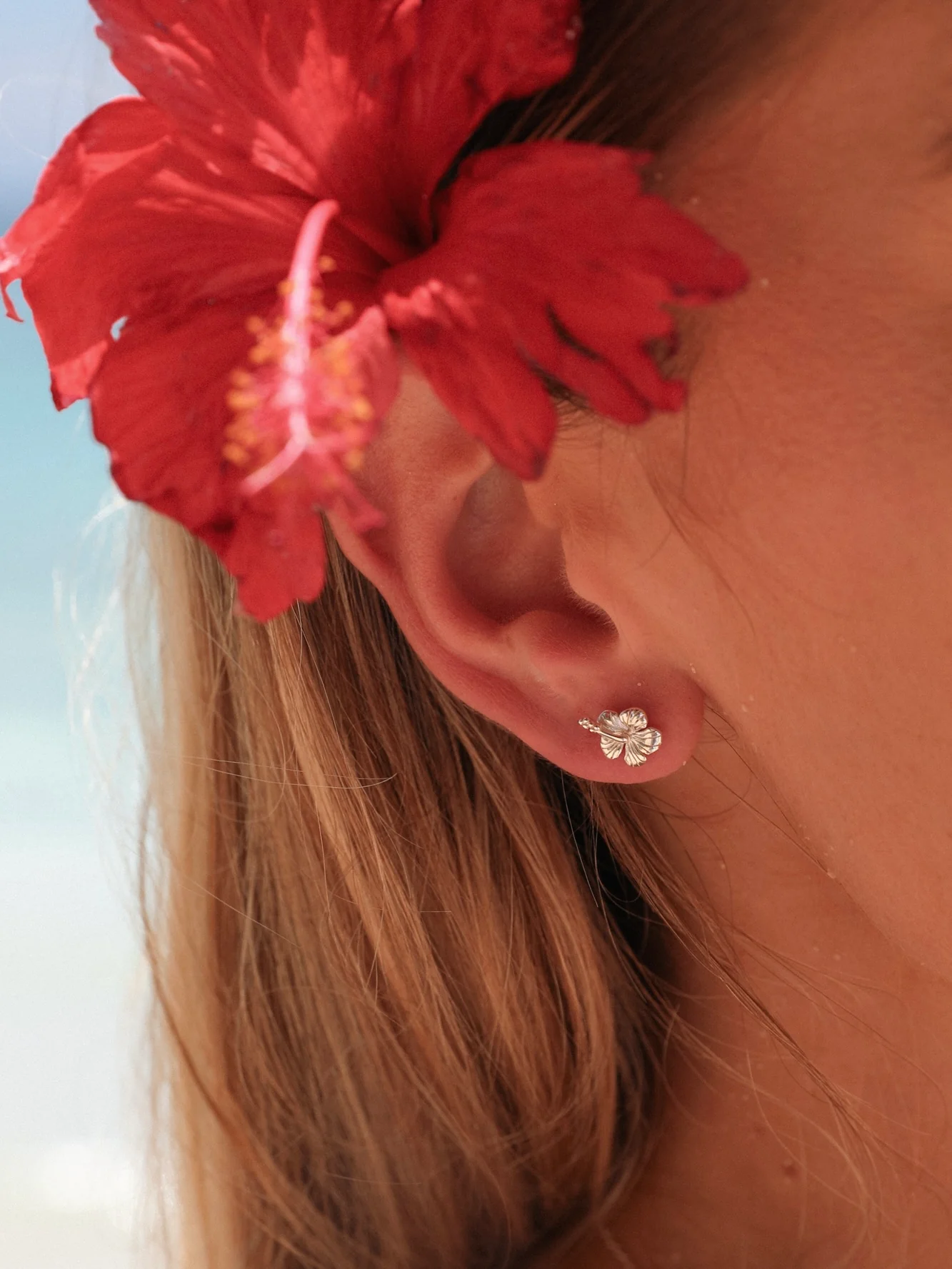 MTL - HIBISCUS STUDS STERLING SILVER