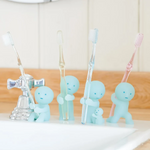 SMISKI - TOOTHBRUSH STAND | HUGGING FIGURE