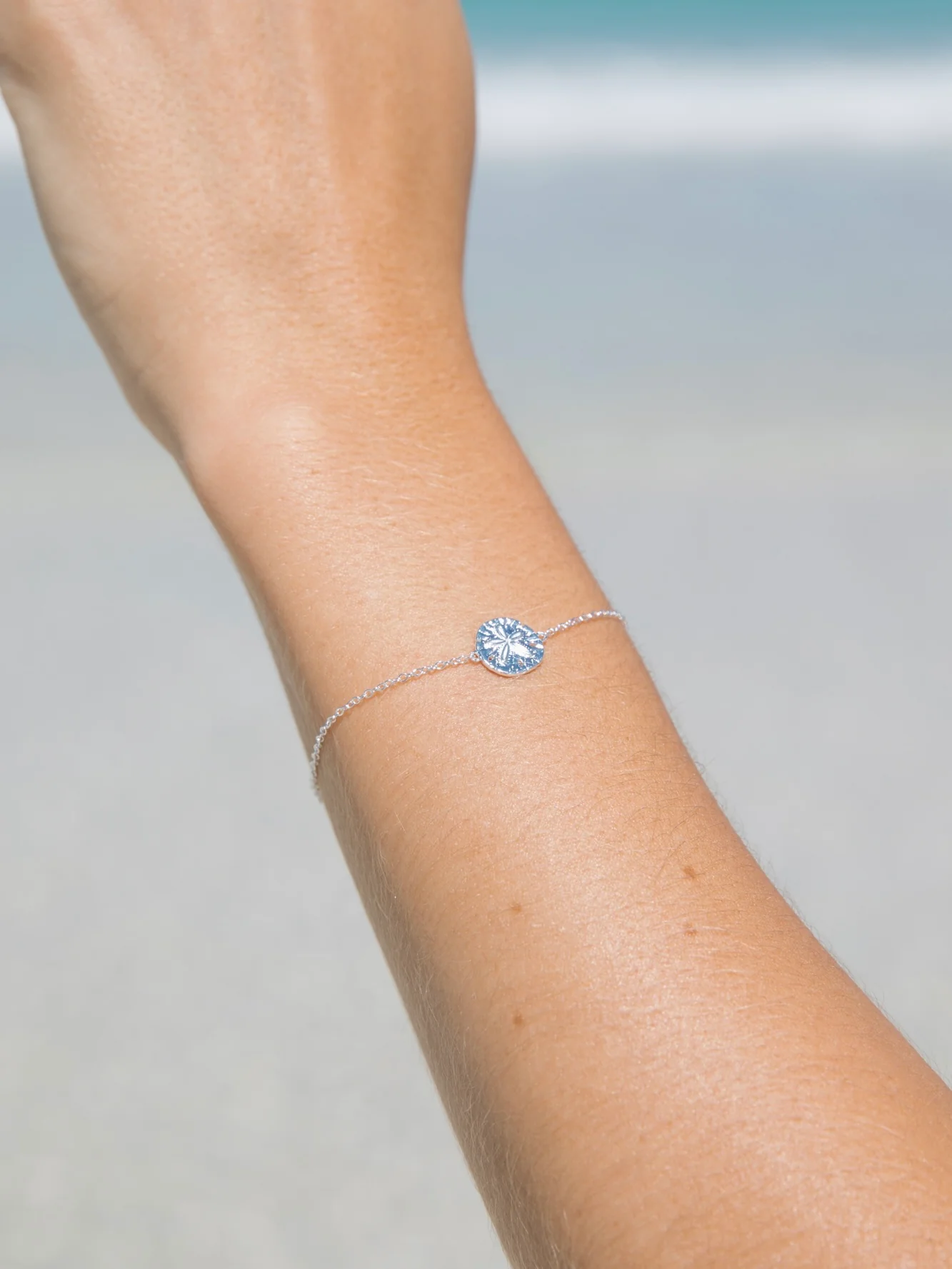 MTL - SAND DOLLAR BRACELET IN STERLING SILVER
