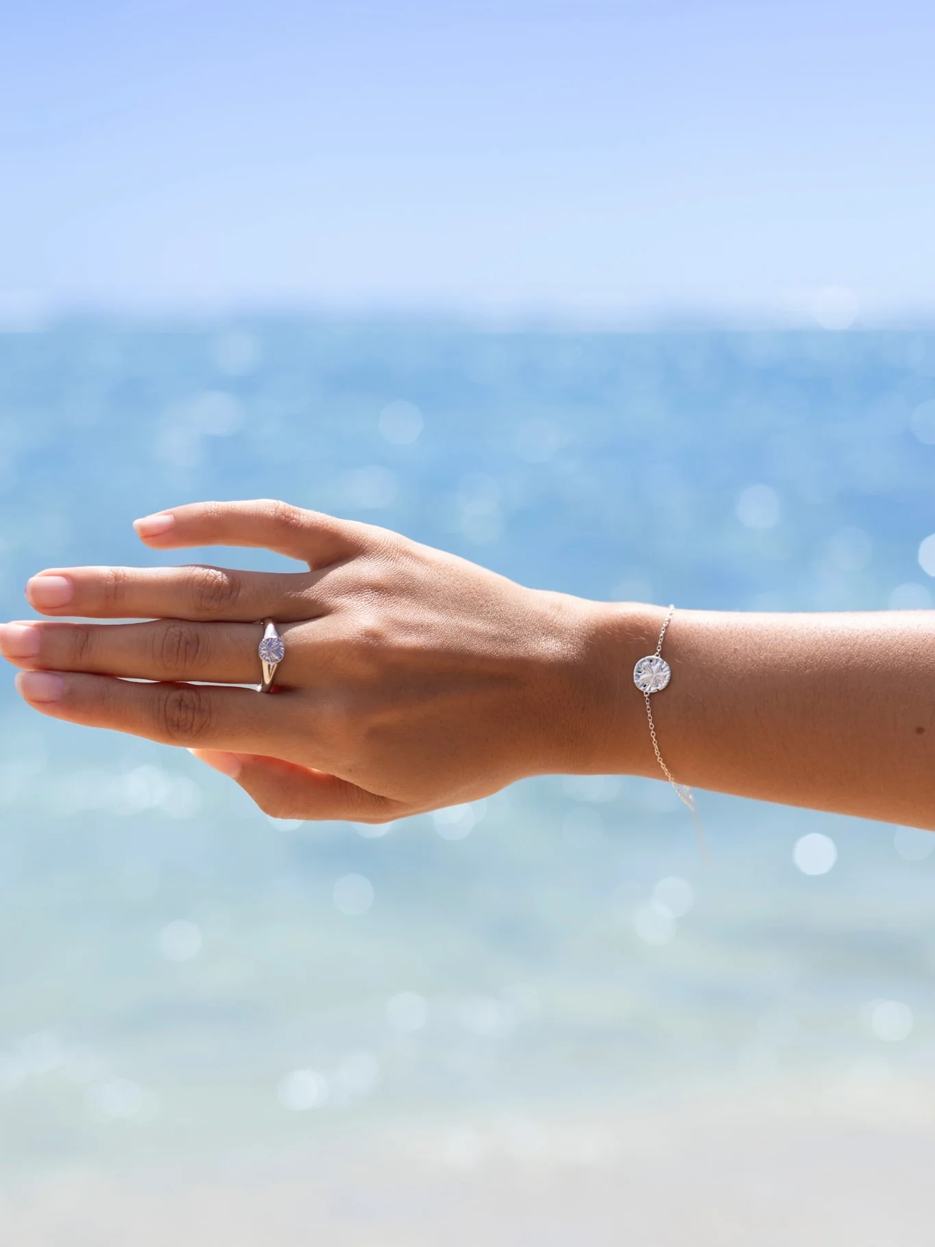 MTL - SAND DOLLAR BRACELET IN STERLING SILVER