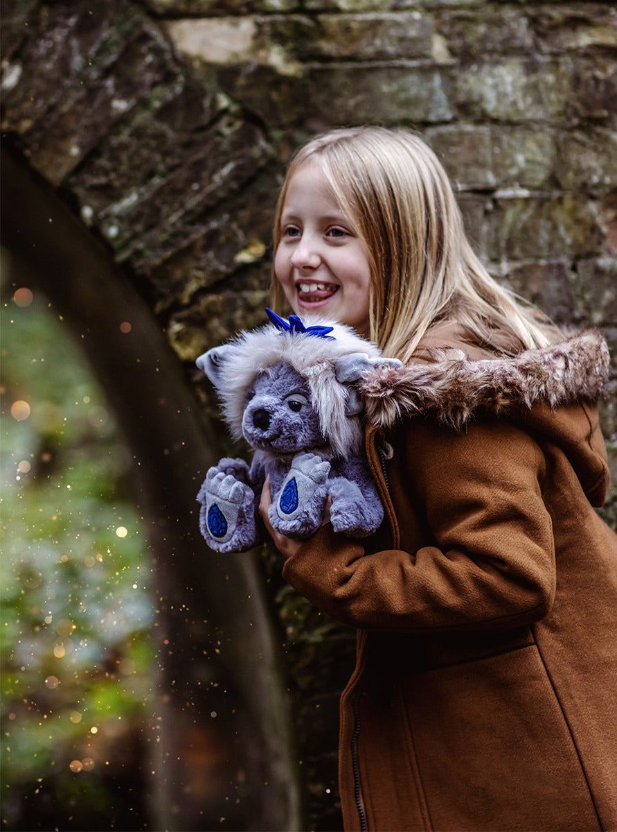 CHARLIE BEARS - BEARHOUSE COLLECTION | SAPPHIRE SUE