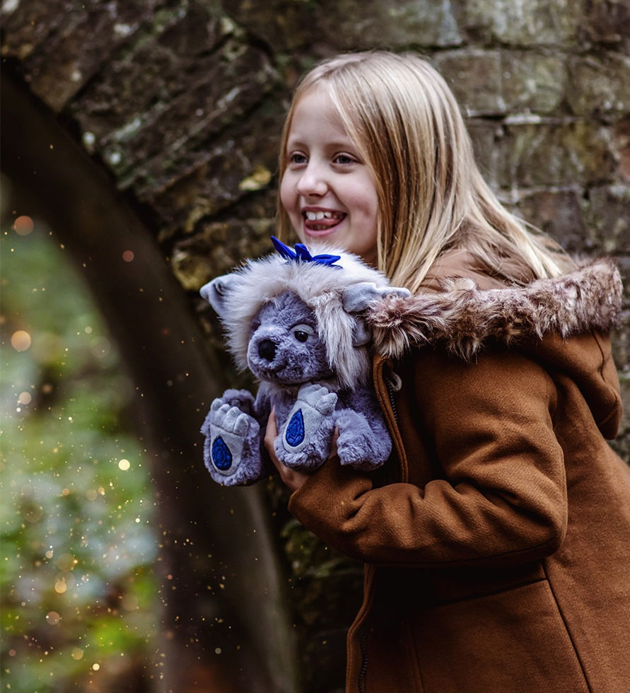 CHARLIE BEARS - BEARHOUSE COLLECTION | SAPPHIRE SUE