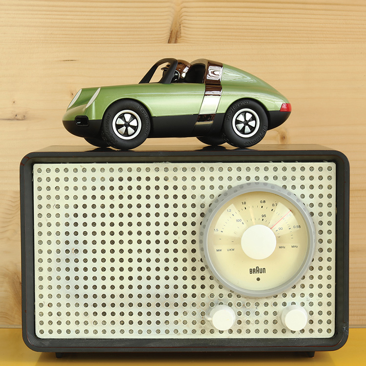 PLAYFOREVER - MINI LUFT HOPPER