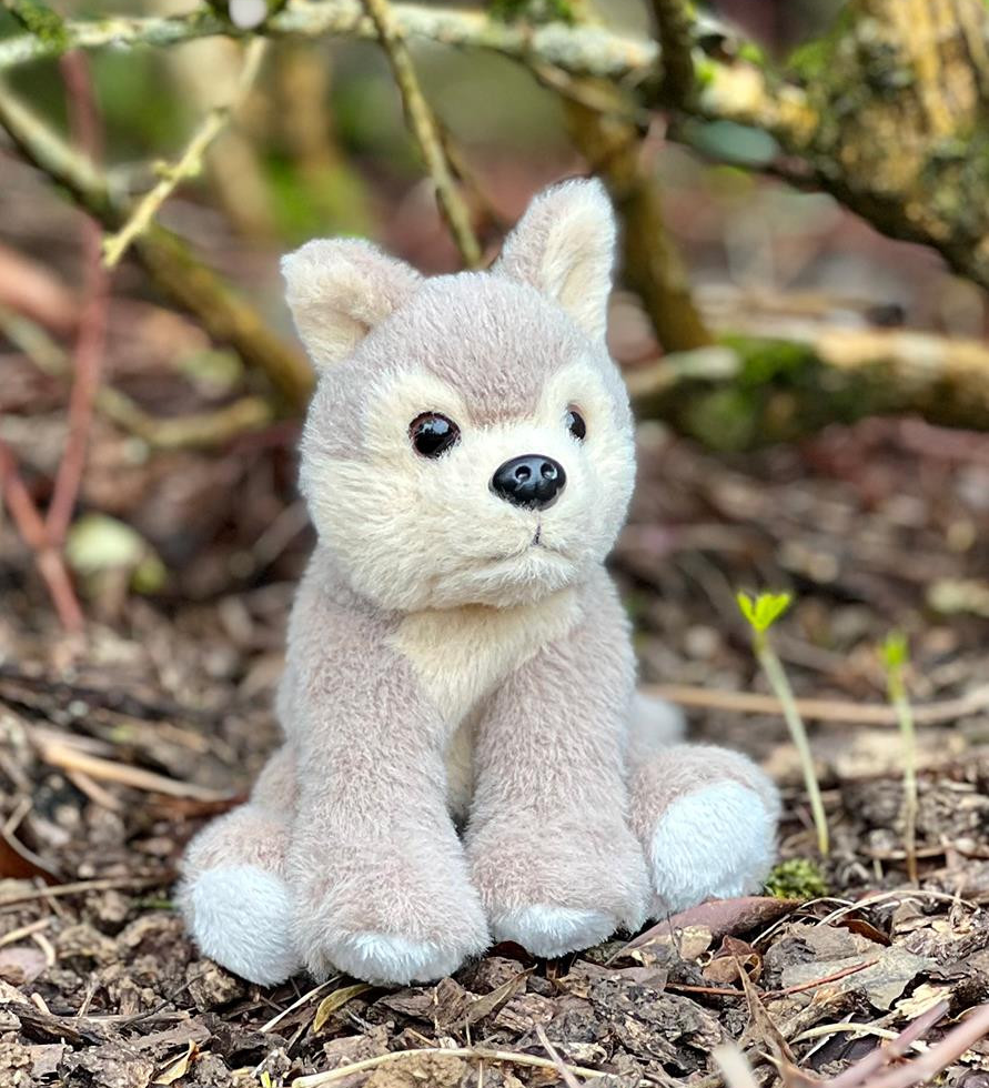 CHARLIE BEARS - CUDDLE CUB WOLF