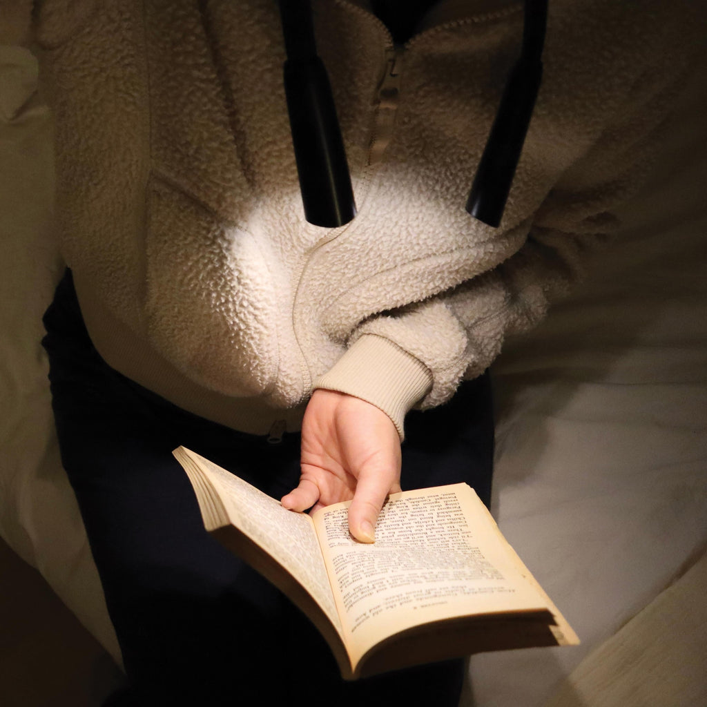 KIKKERLAND - HANDS FREE BOOK LIGHT