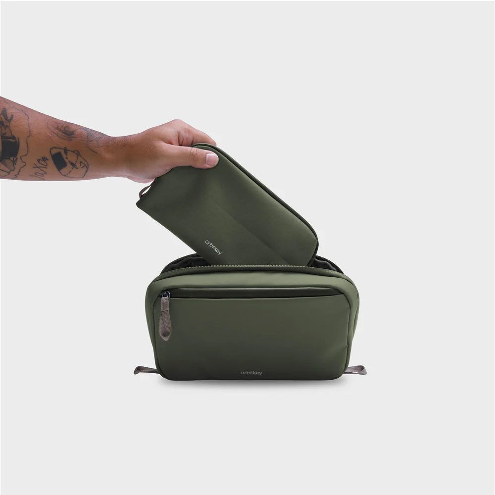 ORBITKEY - 2-IN-1 TECH POUCH | OLIVE
