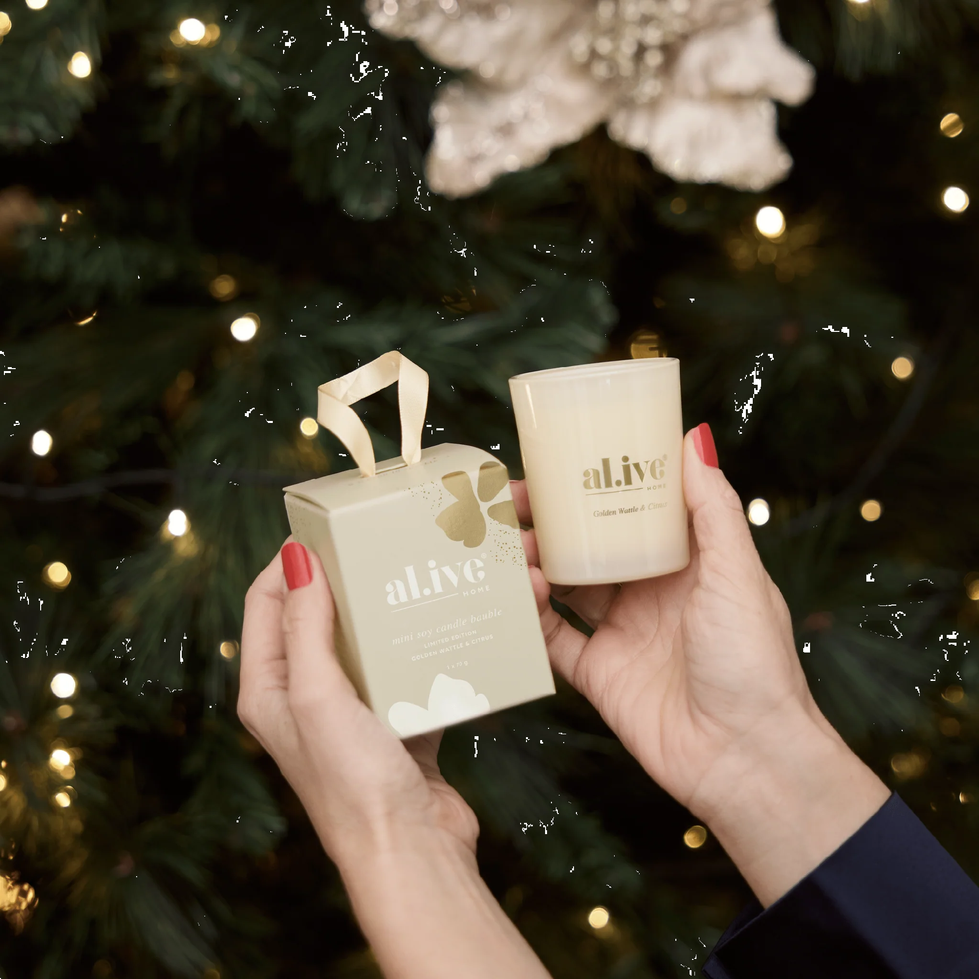 AL.IVE BODY - MINI SOY CANDLE BAUBLE - GOLDEN WATTLE & CITRUS