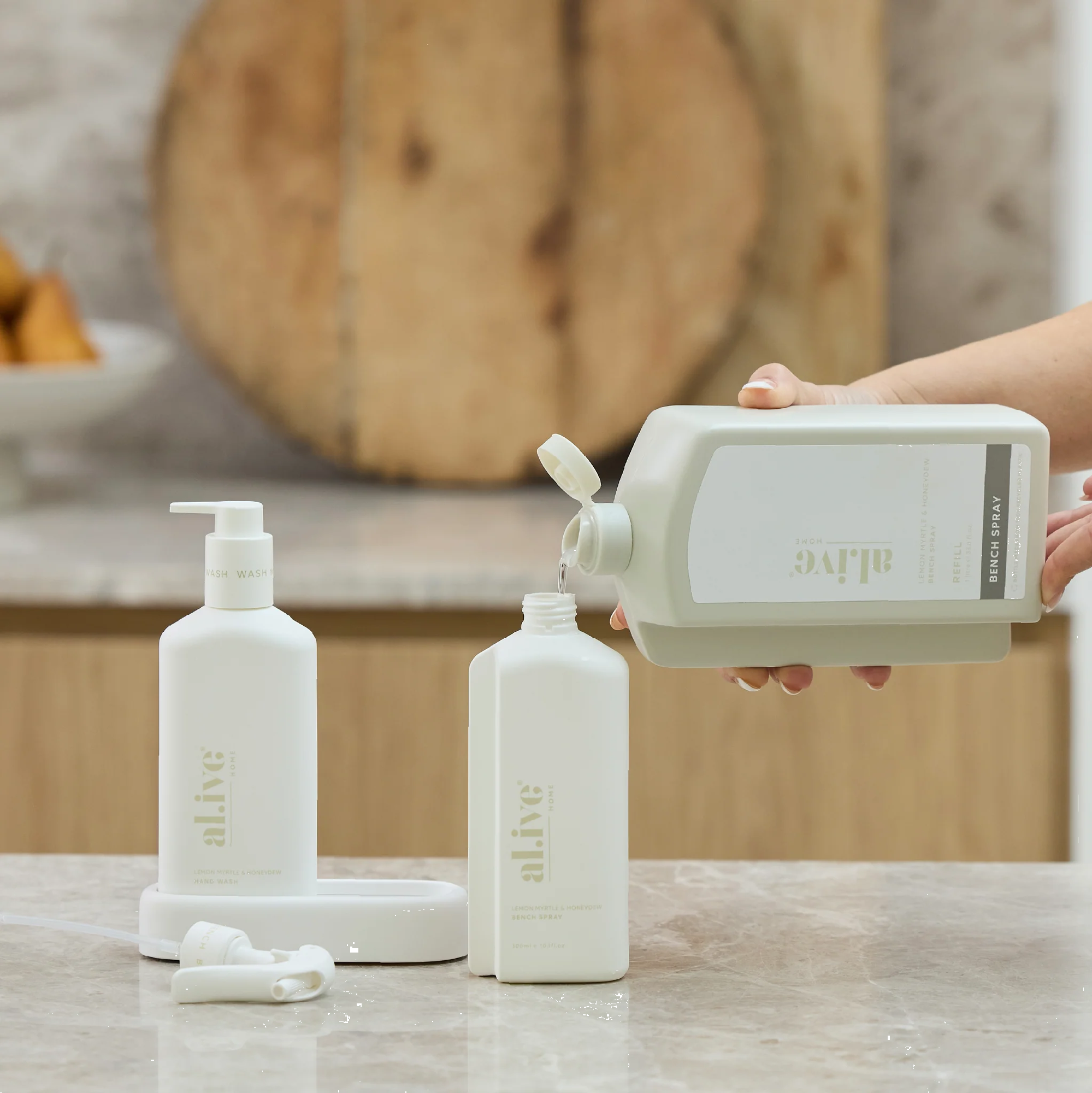 AL.IVE BODY - 1L BENCH SPRAY REFILL - LEMON MYRTLE & HONEYDEW