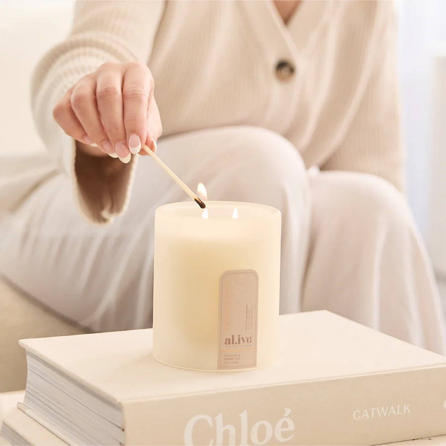 AL.IVE BODY - SOY CANDLE | APRICOT & SWEET FIG