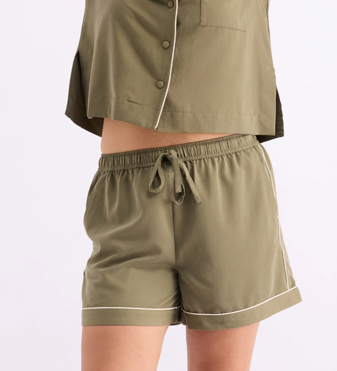 HOMMEY - SLEEP SHORT | MATCHA | EXTRA LARGE
