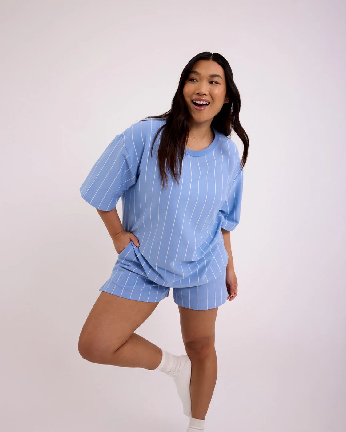 HOMMEY - SLEEP T-SHIRT | CAPRI [SIZE:XL]