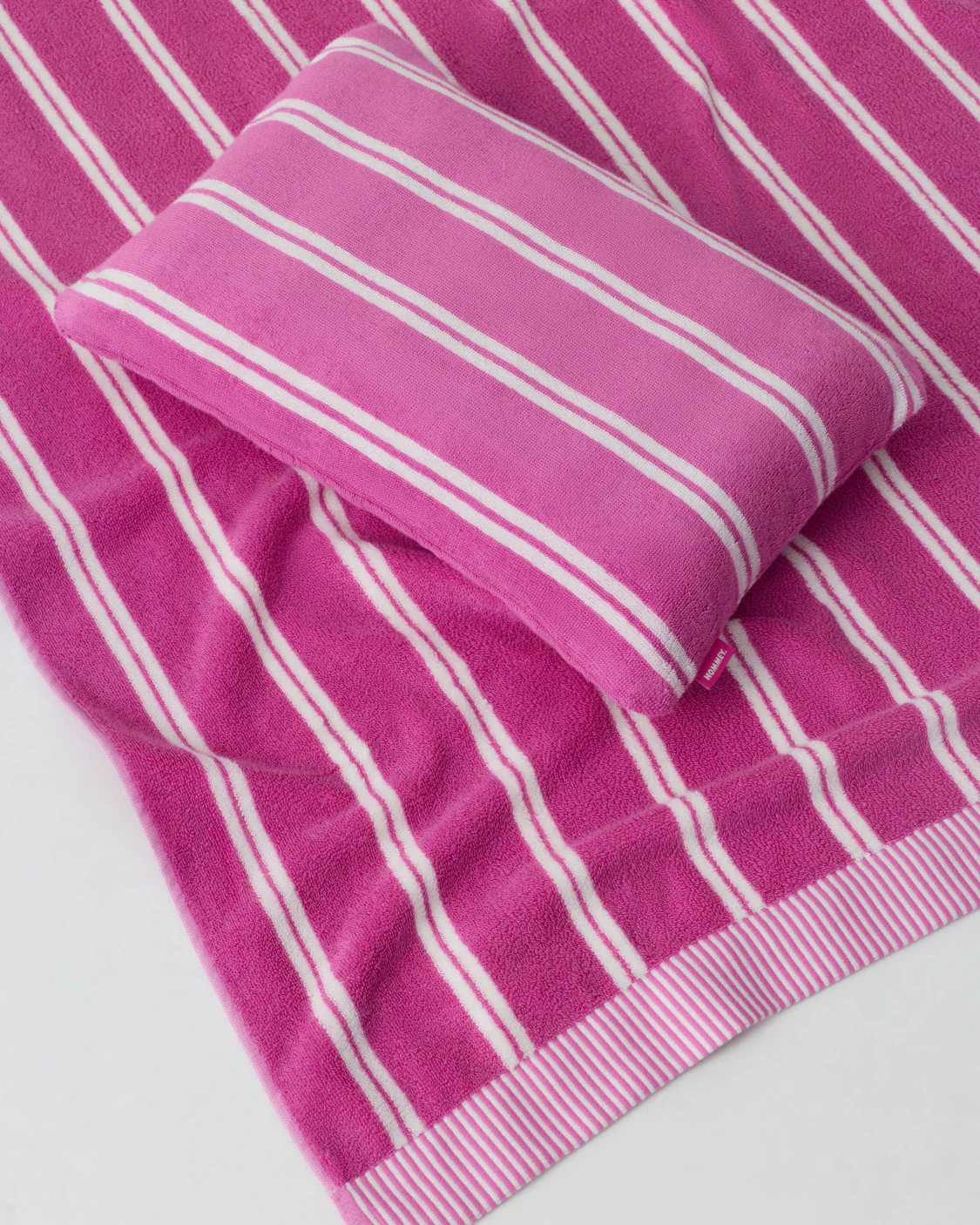 HOMMEY - BEACH PILLOW [CLR:HIBISCUS]