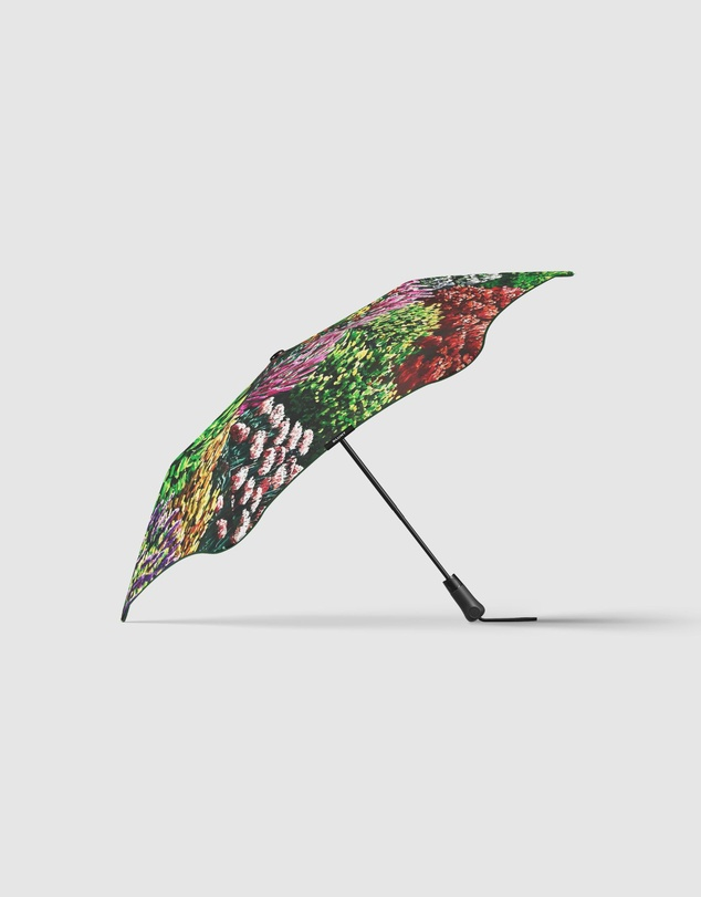 BLUNT - METRO X KARL MAUGHAN (LIMITED EDITION)
