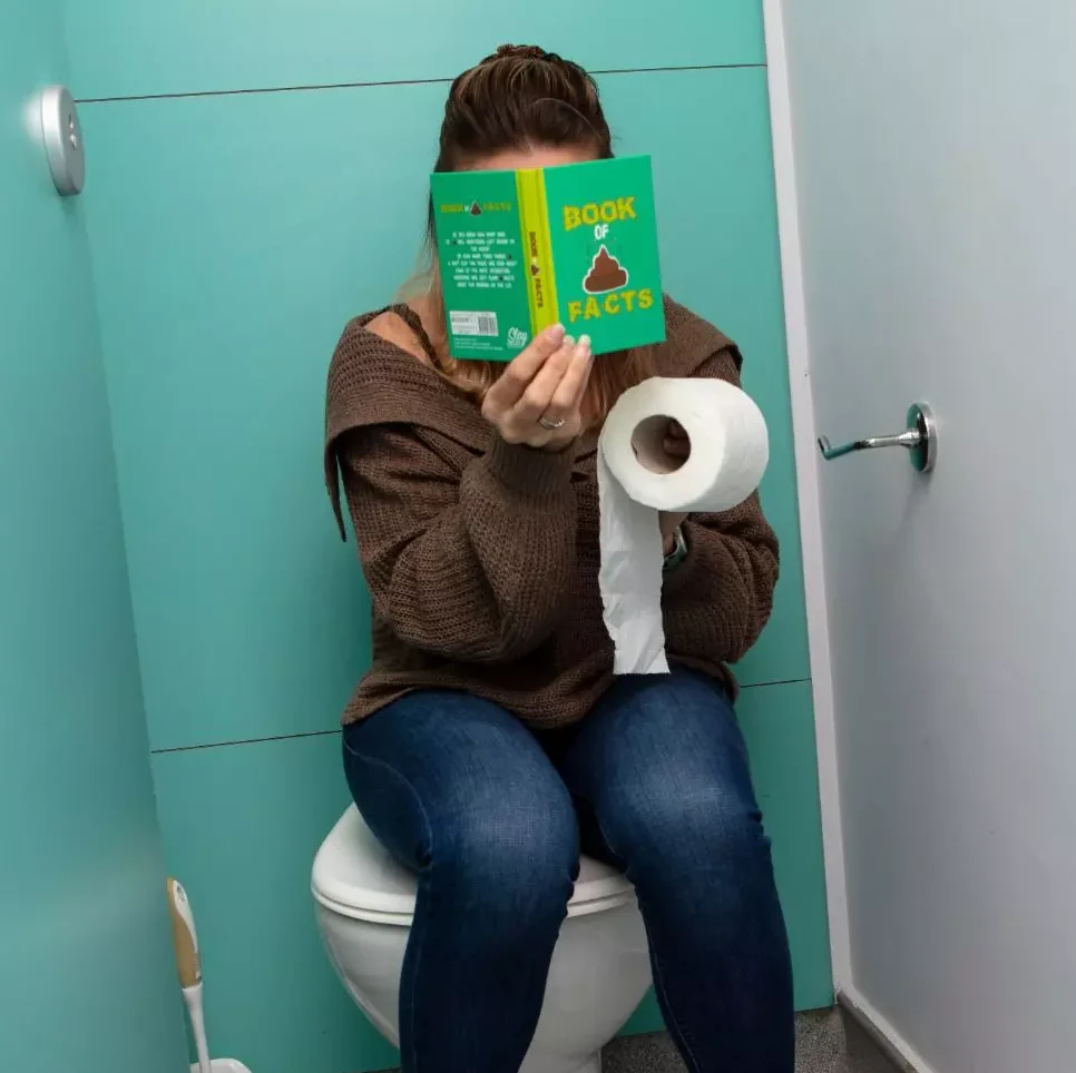 BOXER GIFTS - BOOK OF POO FACTS