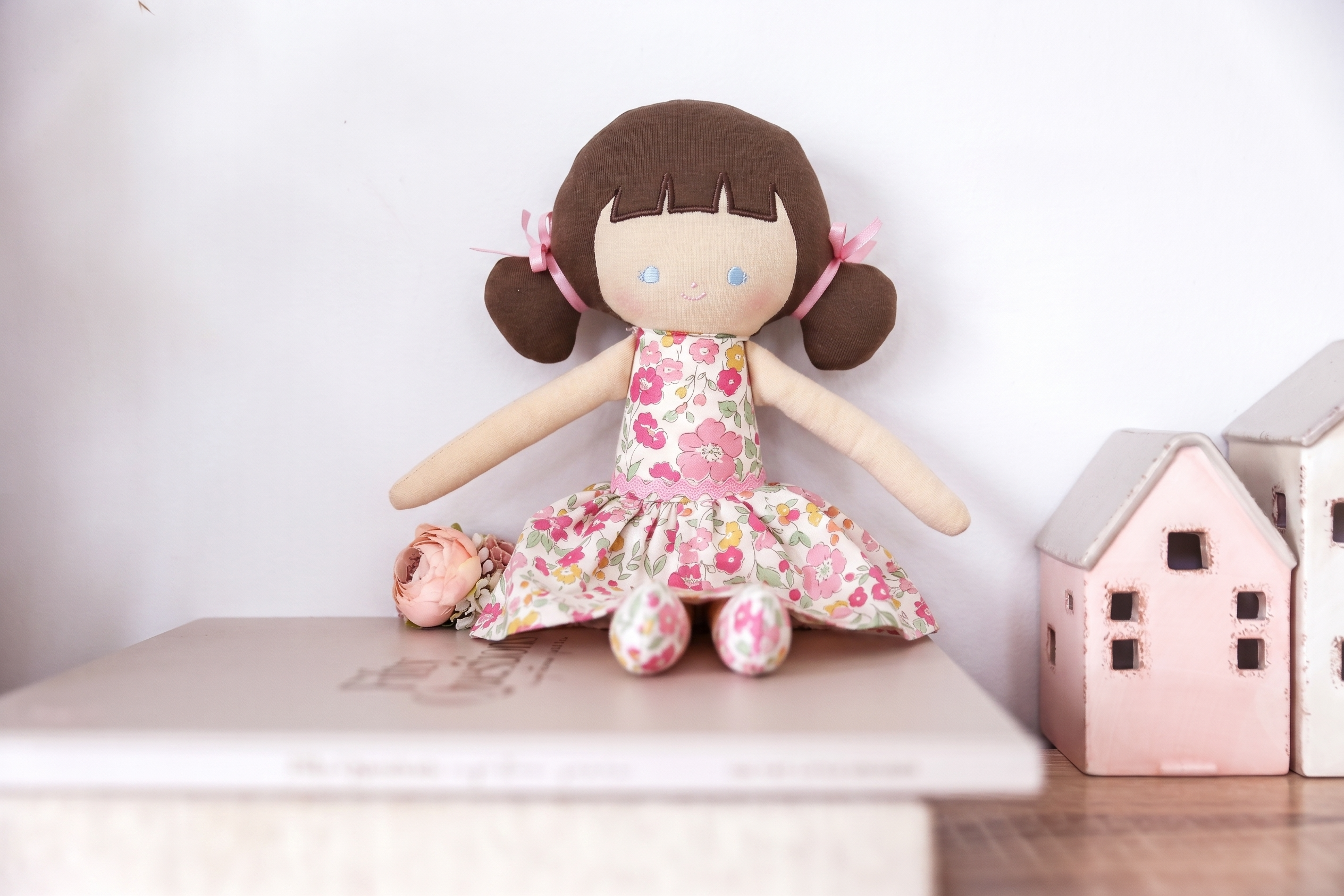 Alimrose Audrey Rose Garden doll lifestyle